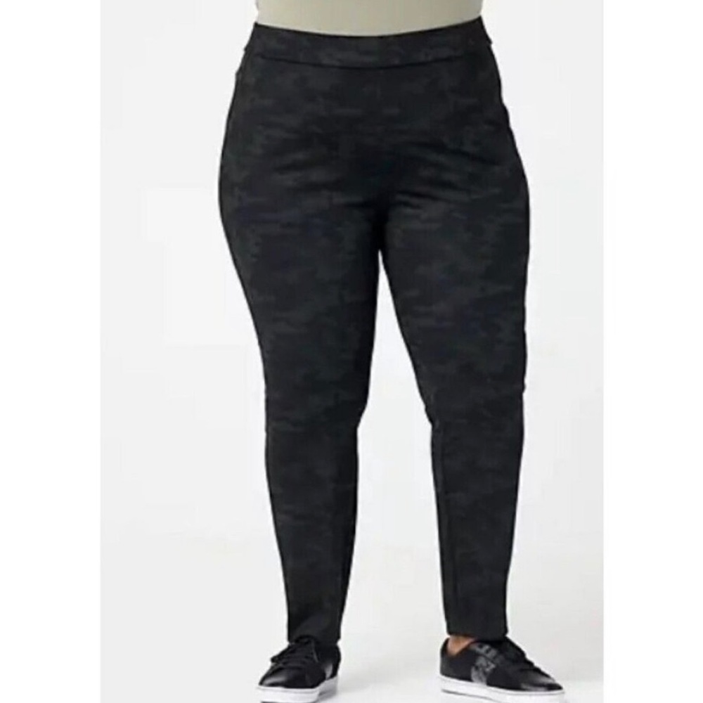 NYDJ Pull-on Urban Camo Ponte Leggings size: 22W